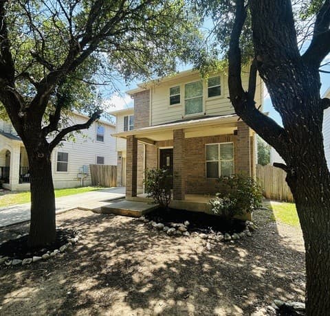 rental at 16123  Ambush Grv in San Antonio, TX — photo 2