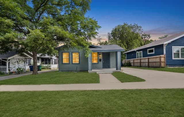 rental at 1029  Fulton Ave in San Antonio, TX — photo 1