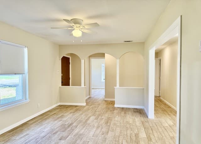 rental at 7050  Coral Tree Ln in San Antonio, TX — photo 3