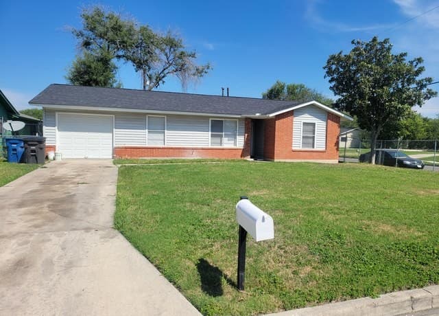 rental at 4731  Belinda Lee St in San Antonio, TX — photo 1