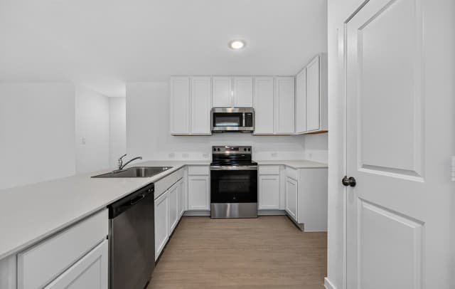 rental at 8026  Biggio Ln in Converse, TX — photo 5
