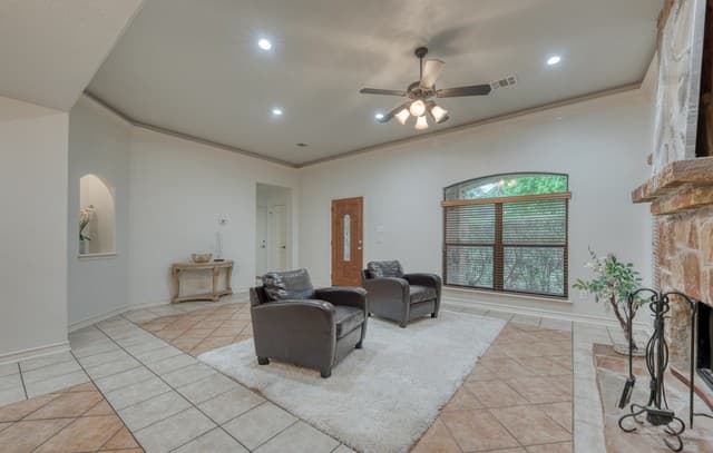 rental at 911  Sutters Rim in San Antonio, TX — photo 5