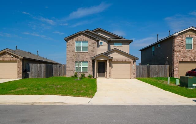 rental at 6835  Capriccio Spirit in San Antonio, TX — photo 1