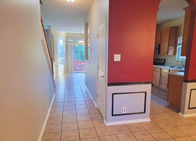 rental at 2438  Encino Cedros in San Antonio, TX — photo 3