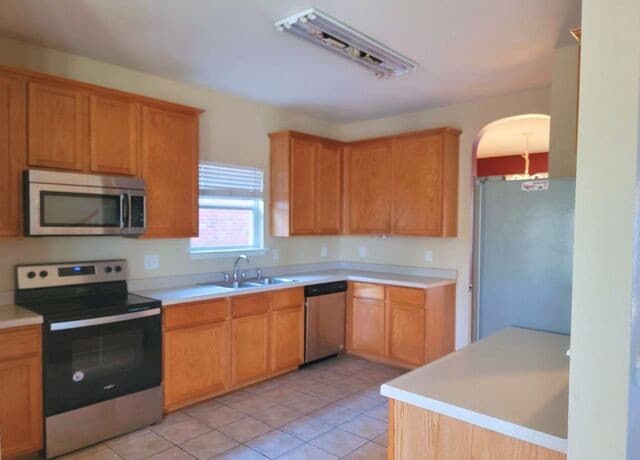 rental at 2438  Encino Cedros in San Antonio, TX — photo 4