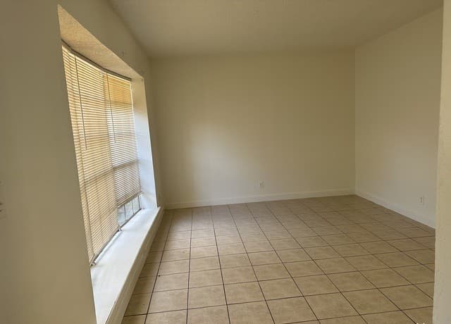 rental at 7138  Brecon in San Antonio, TX — photo 1