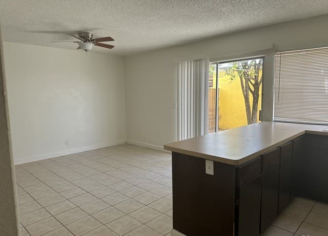 rental at 7138  Brecon in San Antonio, TX — photo 3