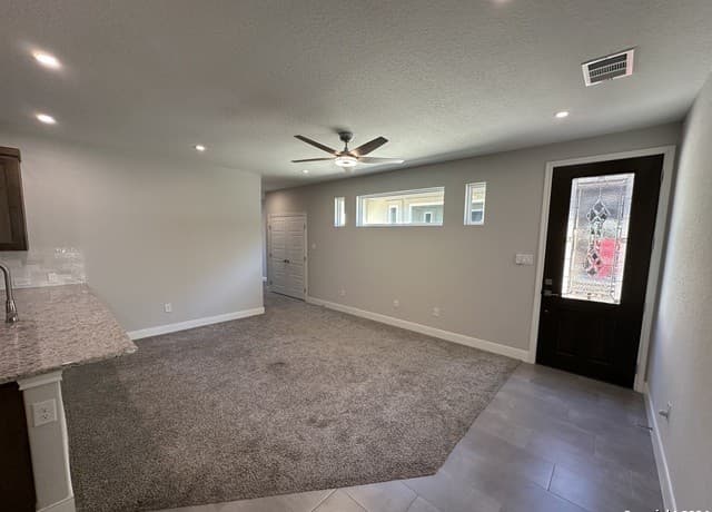 rental at 128  Magnolia Cir in Boerne, TX — photo 3