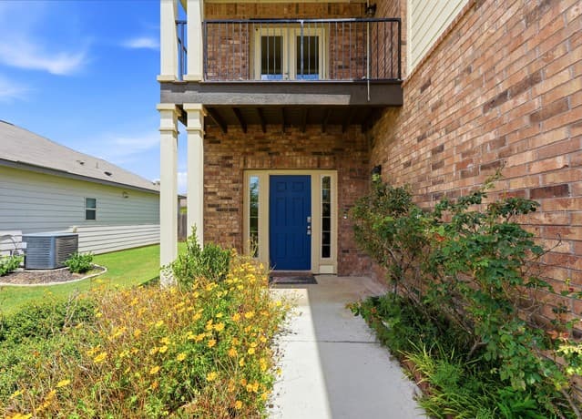 rental at 7823  Sunrise Cay in San Antonio, TX — photo 3
