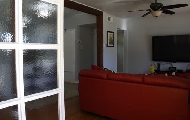 rental at 463  Sandalwood Ln in San Antonio, TX — photo 3