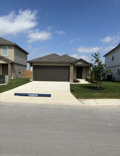 rental at 1667  House Finch in San Antonio, TX — photo 3
