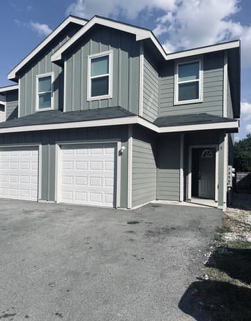 rental at 7356  Misty Ridge Dr Unit 8 in Converse, TX — photo 1