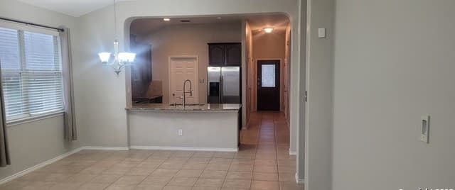 rental at 225  Country Vale in Cibolo, TX — photo 3