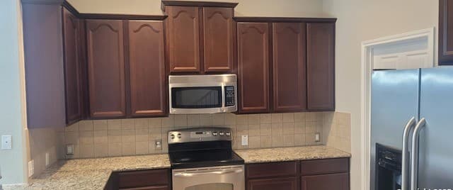 rental at 225  Country Vale in Cibolo, TX — photo 4