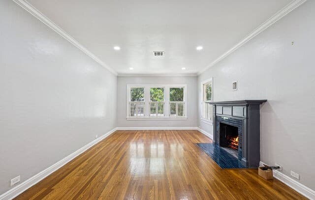 rental at 102  Nacogdoches Rd in Alamo Heights, TX — photo 4