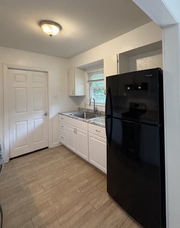 rental at 355  Cresham in San Antonio, TX — photo 4
