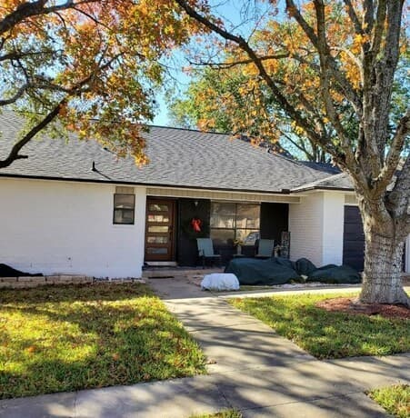 rental at 4534  Western Pine Woods in San Antonio, TX — photo 1