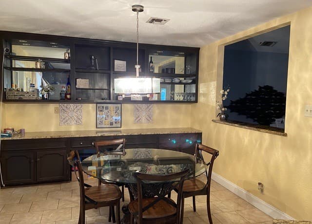 rental at 4534  Western Pine Woods in San Antonio, TX — photo 5