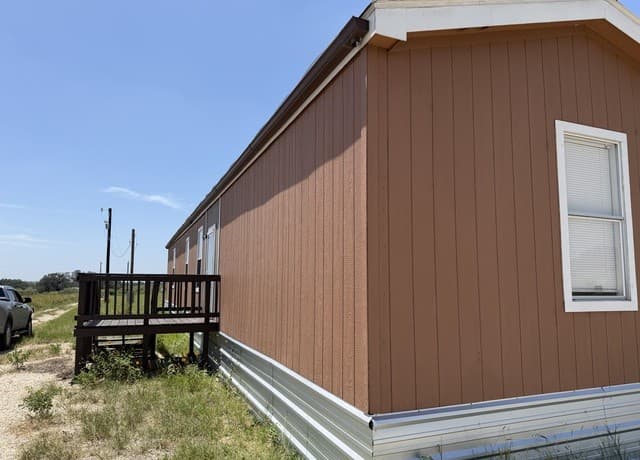 rental at 2983  Ranch Trail Rd in San Antonio, TX — photo 3
