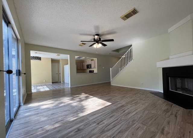 rental at 10403  Pelican Oak Dr in San Antonio, TX — photo 5