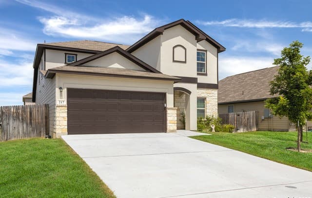 rental at 217  Stag Way in Cibolo, TX — photo 3