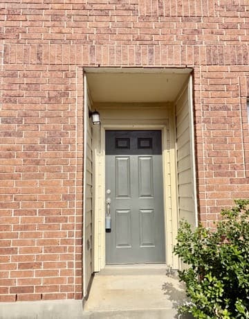 rental at 124  Booker Palm in San Antonio, TX — photo 4