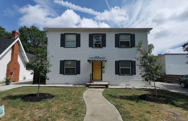 rental at 137 E Norwood Ct Unit 3 in San Antonio, TX — photo 2