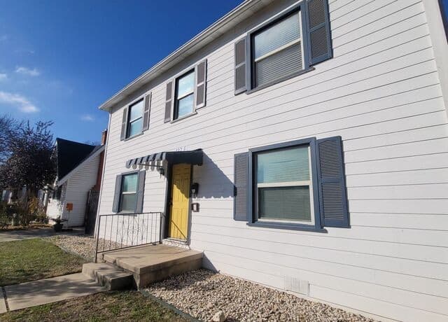 rental at 137 E Norwood Ct Unit 3 in San Antonio, TX — photo 3