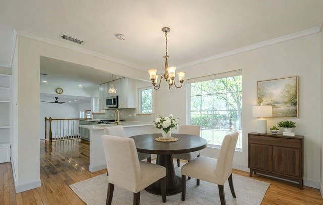 rental at 227  Devonshire in San Antonio, TX — photo 2