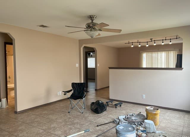 rental at 104  Briar St in Cibolo, TX — photo 3