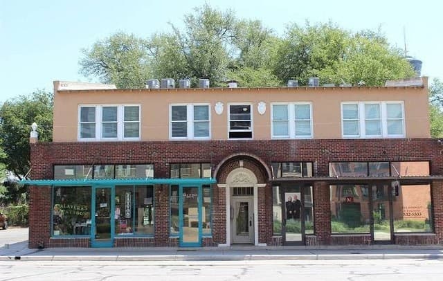 rental at 628 S Saint Mary's St Unit 200 in San Antonio, TX — photo 1