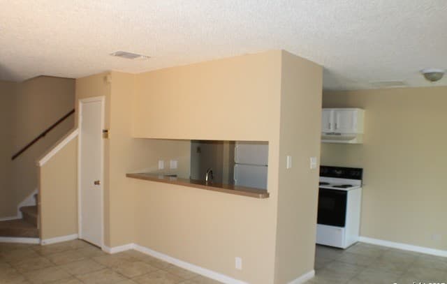 rental at 5216  Meadow Fld Unit 4 in San Antonio, TX — photo 4