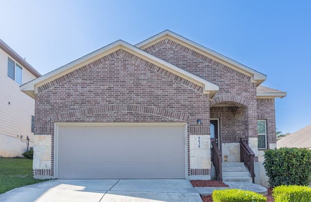 rental at 6630  Prescott Dm in San Antonio, TX — photo 1