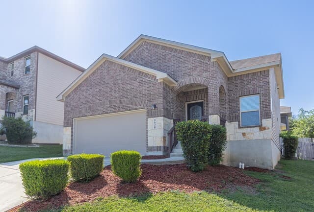 rental at 6630  Prescott Dm in San Antonio, TX — photo 2