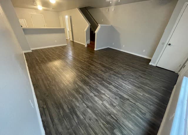 rental at 24  Bratton Dr in San Antonio, TX — photo 2