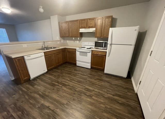 rental at 24  Bratton Dr in San Antonio, TX — photo 3