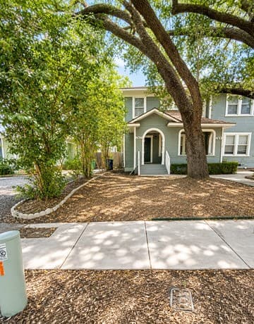 rental at 767  Fulton AVe in San Antonio, TX — photo 1