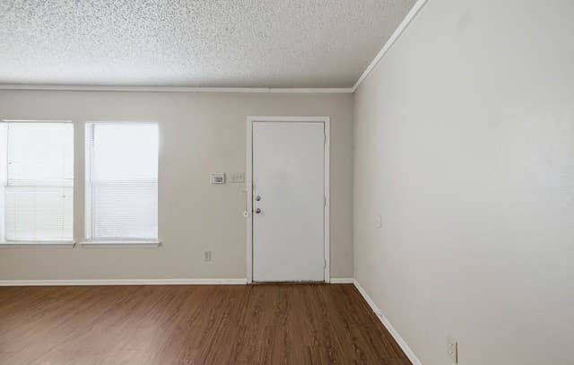 rental at 6826  Celes Meadow Dr in Converse, TX — photo 2