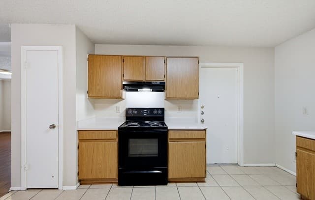 rental at 6826  Celes Meadow Dr in Converse, TX — photo 4
