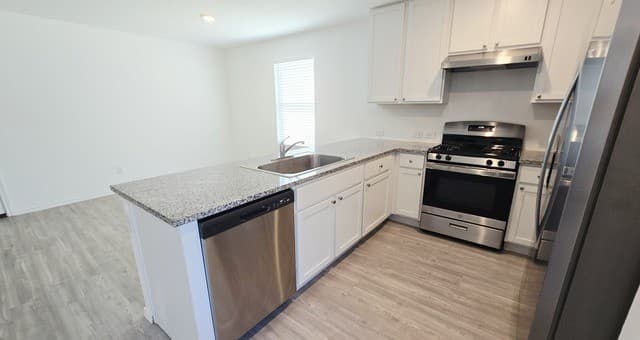 rental at 9615  Littleton Grist in San Antonio, TX — photo 5