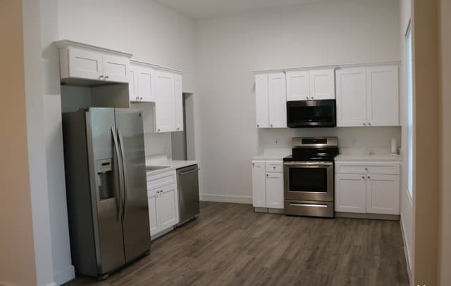 rental at 2120  Monterey St Unit 102 in San Antonio, TX — photo 3