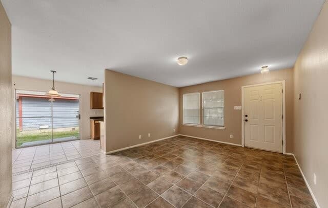 rental at 7522  Yellow Sand Dr in San Antonio, TX — photo 5