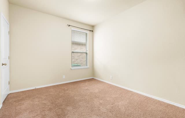 rental at 8514  Hamer Rnch in San Antonio, TX — photo 5