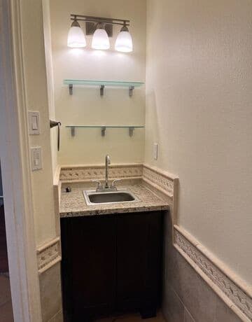 rental at 7707  Broadway Unit 3A in San Antonio, TX — photo 4