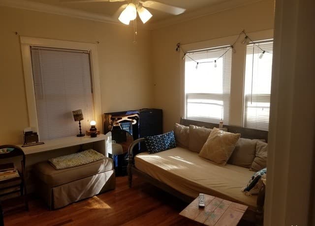 rental at 335 E Rosewood Ave Unit 5 in San Antonio, TX — photo 3
