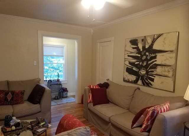 rental at 335 E Rosewood Ave Unit 5 in San Antonio, TX — photo 4