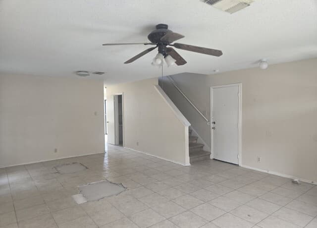 rental at 5015  Taylor Kenton in San Antonio, TX — photo 3