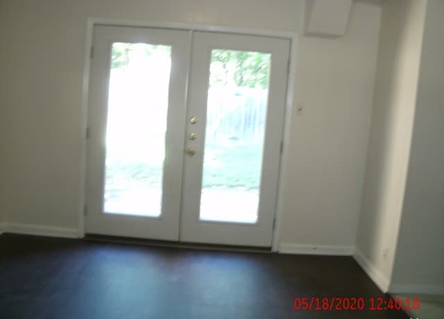 rental at 409 E Wright Blvd in Universal City, TX — photo 3