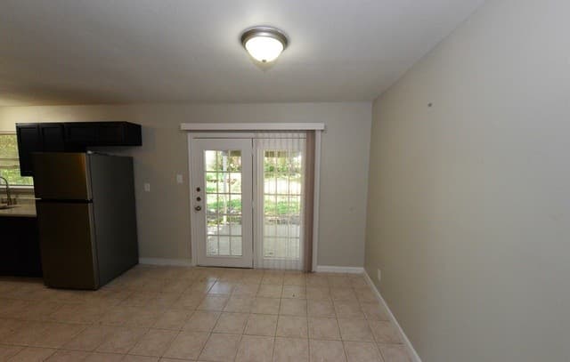 rental at 7217  Leading Oaks in Live Oak, TX — photo 4