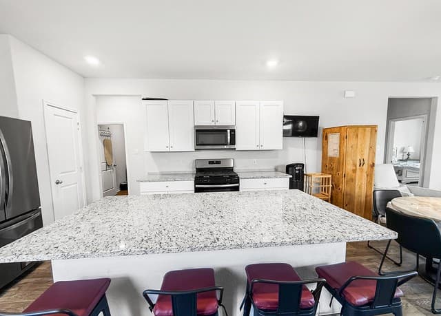 rental at 10512  Pomme in San Antonio, TX — photo 4
